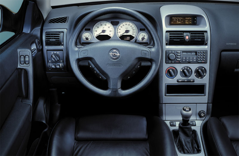 Foto van Opel Astra Cabriolet