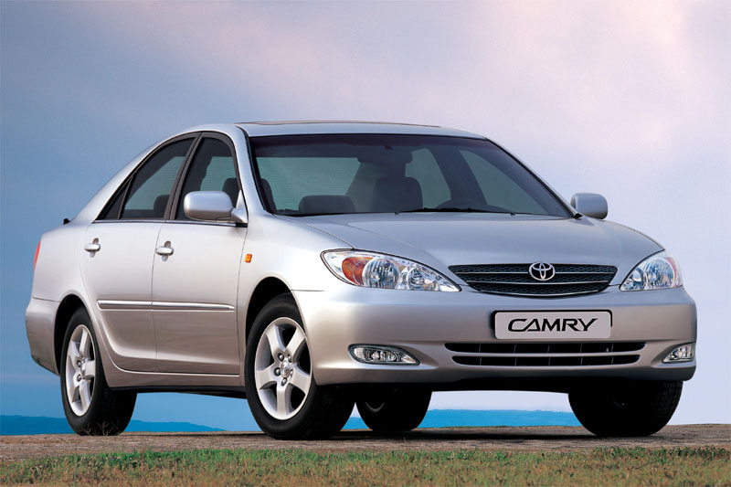 Toyota Camry 3.0 V6 Linea Sol 2004 - voorkant