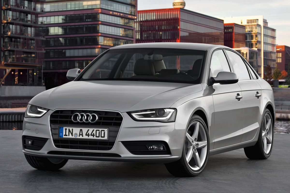 Audi A4 2.0 TFSI q. ProL Bns 2012 - voorkant