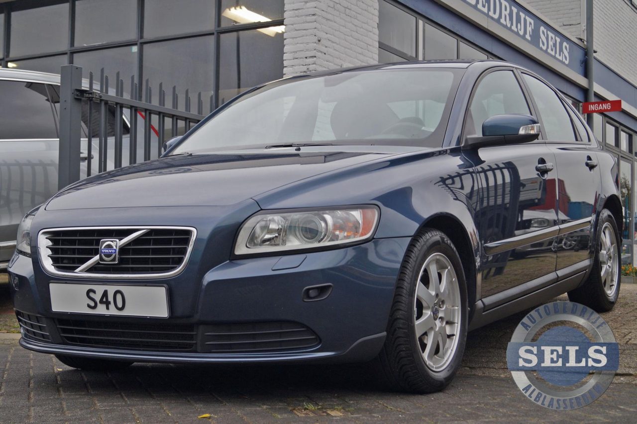 Volvo S40 2.4i 2008 - voorkant