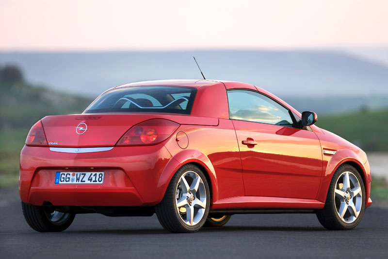 Foto van Opel Tigra Twintop