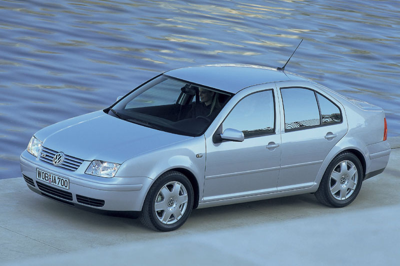 Volkswagen Bora 2.0 Trendline 2000 - voorkant