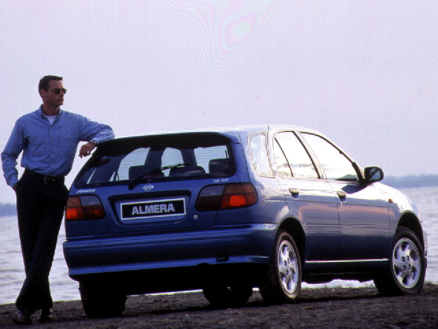 Foto van Nissan Almera