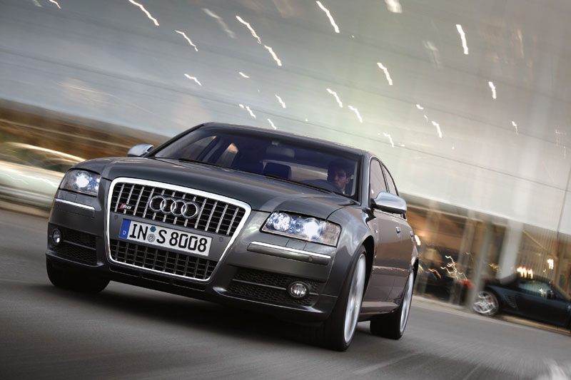 Audi A8 5.2 S8 quattro 2007 - voorkant