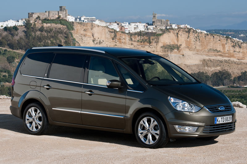 Ford Galaxy 2.0 Titanium 2010 - voorkant