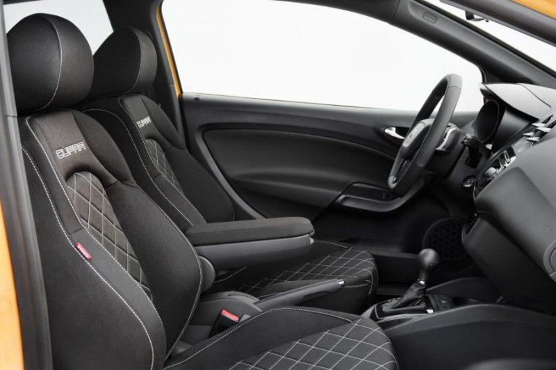 Foto van Seat Ibiza SC