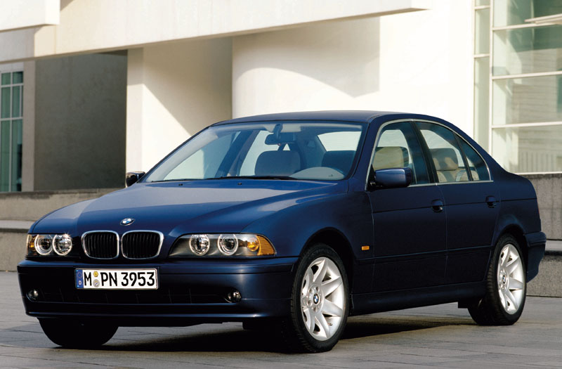 BMW 5-serie 530d Executive 2001 - voorkant