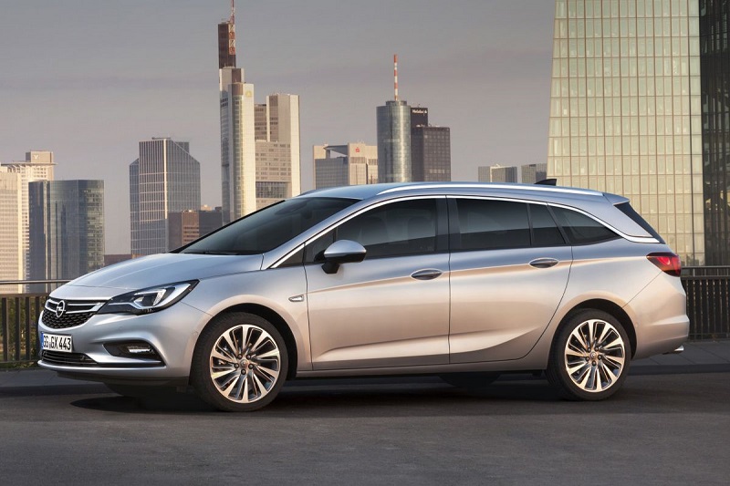 Opel Astra Sports Tourer 1.4 T. Business Ex. 2019 - voorkant