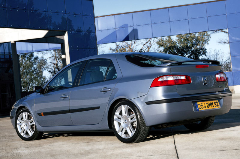 Renault Laguna 3.0-24V V6 Initiale 2003 - voorkant