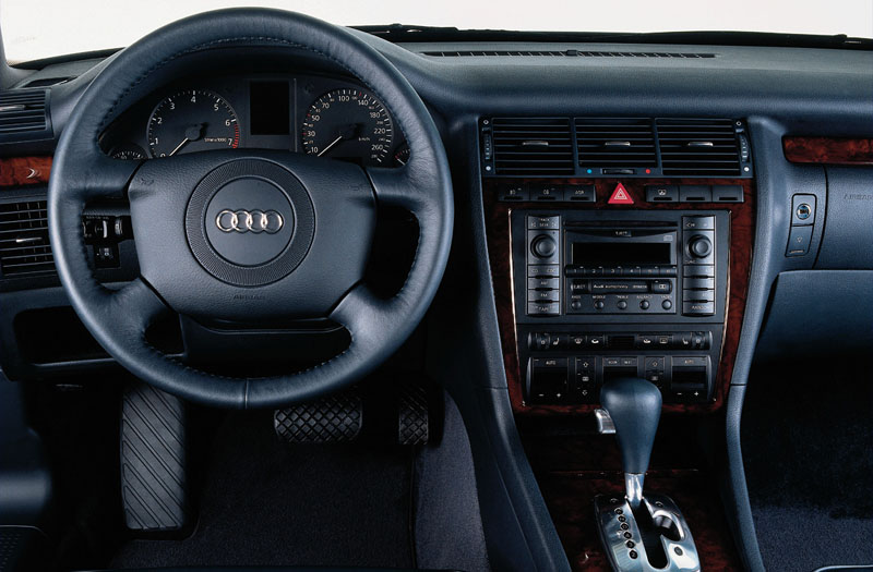 Foto van Audi A8