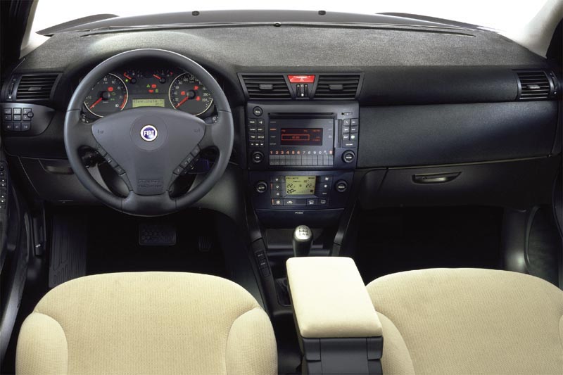 Foto van Fiat Stilo Multi Wagon