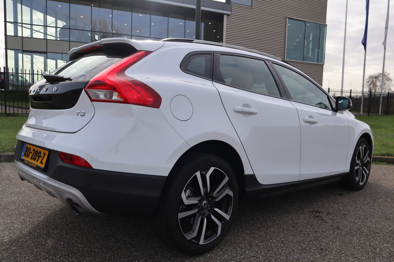 Foto van Volvo V40 Cross Country