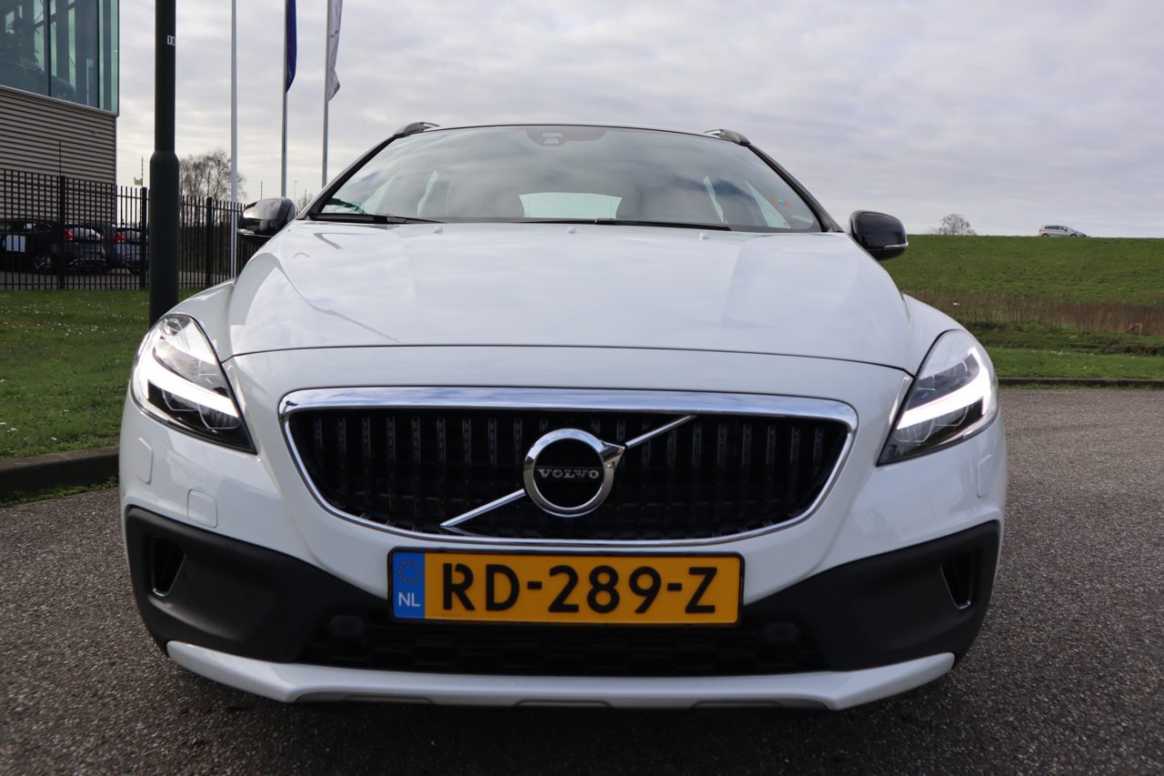 Foto van Volvo V40 Cross Country