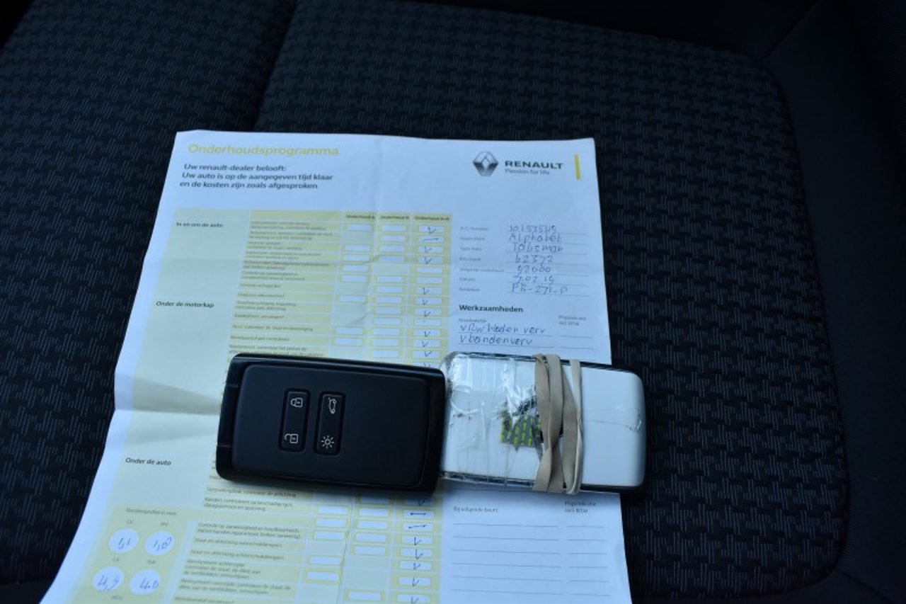 Foto van Renault Talisman Estate