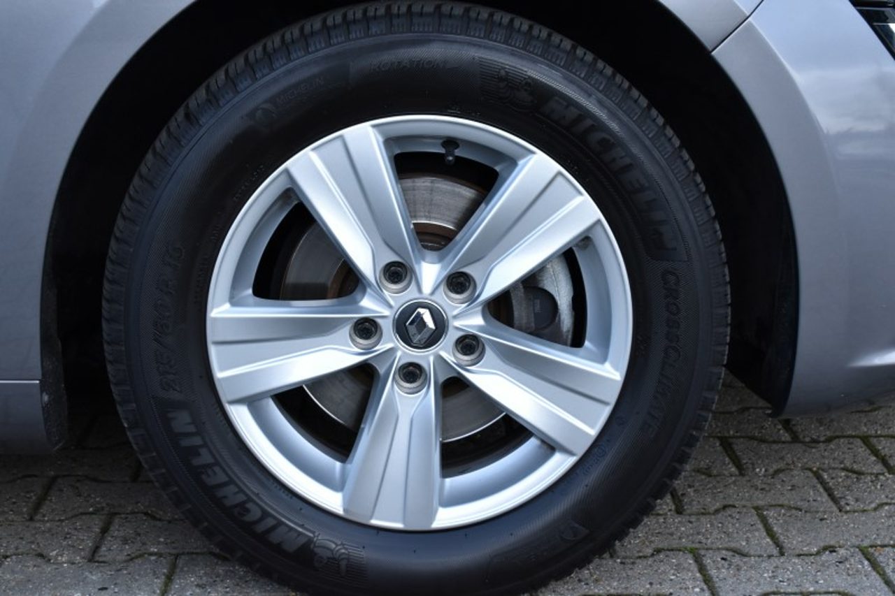 Foto van Renault Talisman Estate