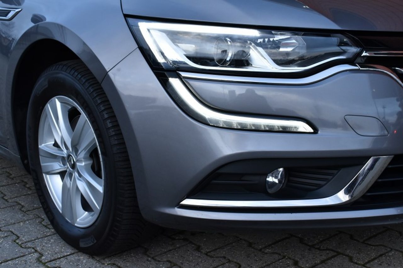 Foto van Renault Talisman Estate