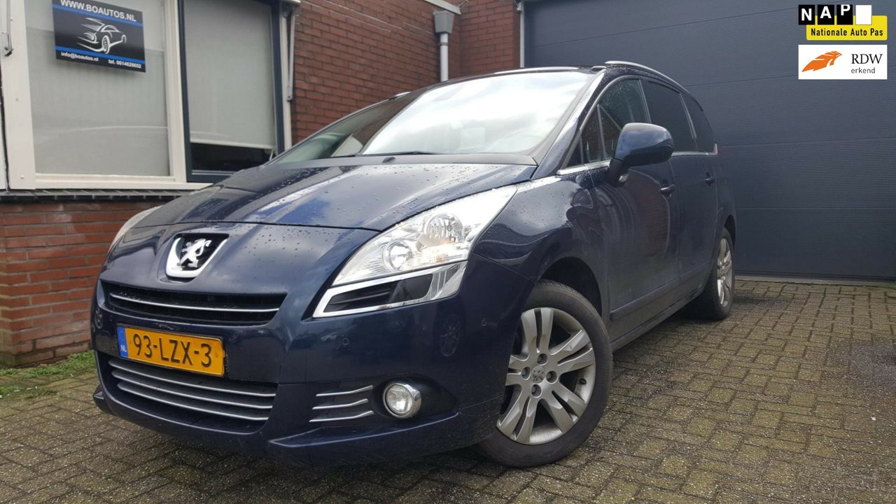 Peugeot 5008 1.6 THP GT 7p. 2010 - voorkant