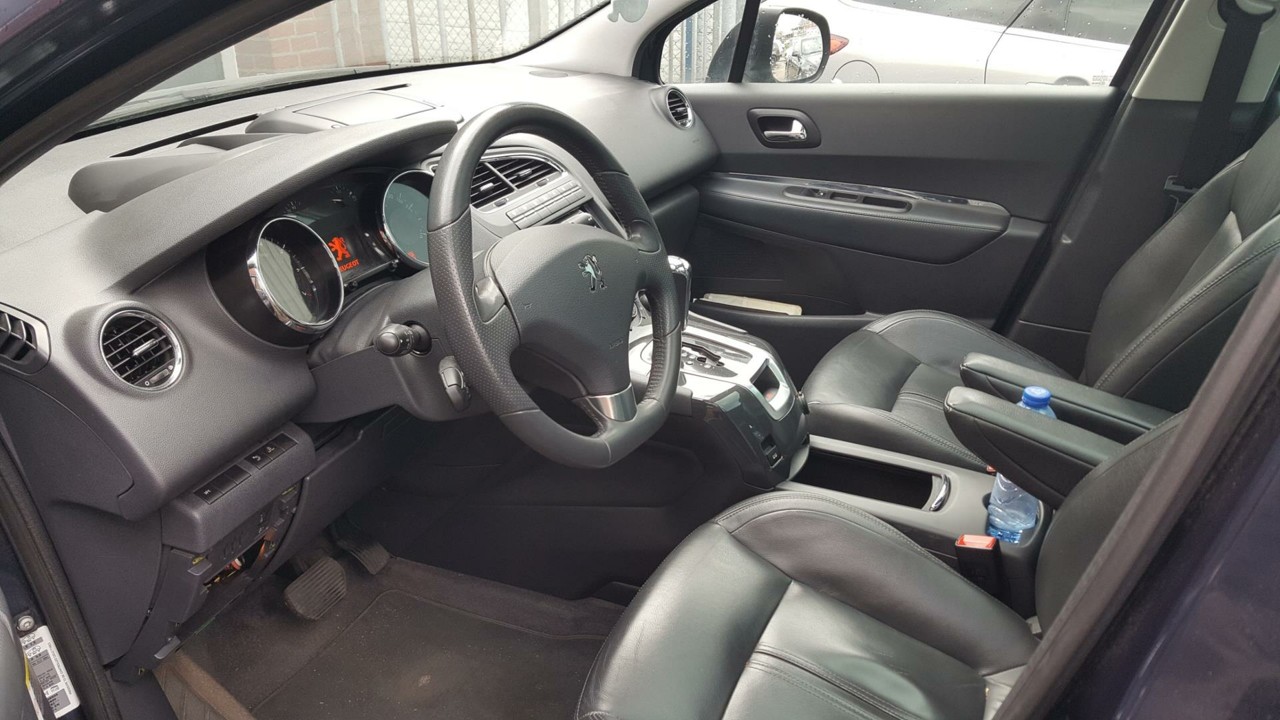 Foto van Peugeot 5008