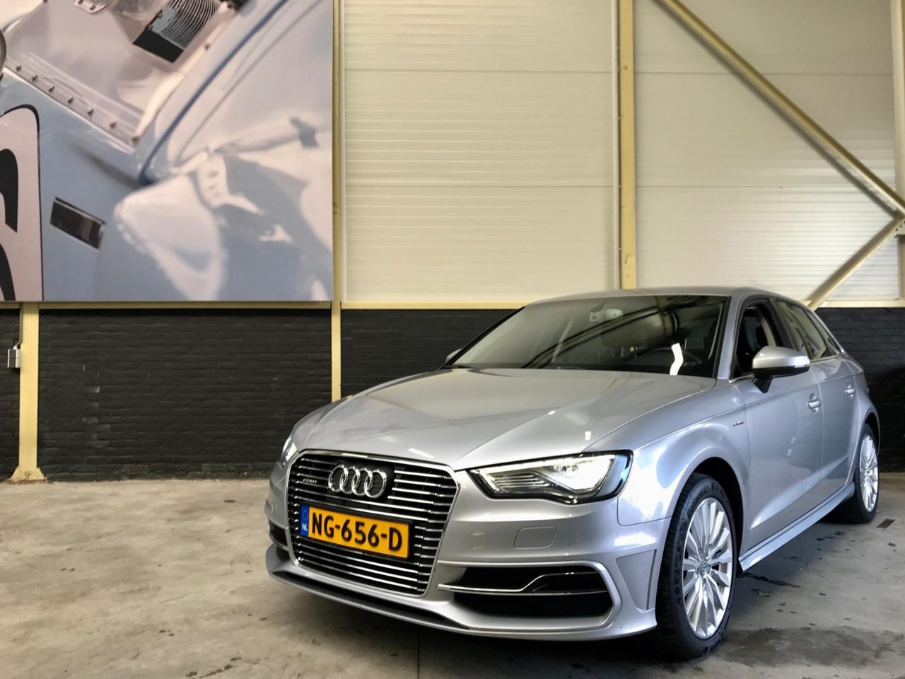 Audi A3 Sportback 1.4 e-tron Ambition 2015 - voorkant