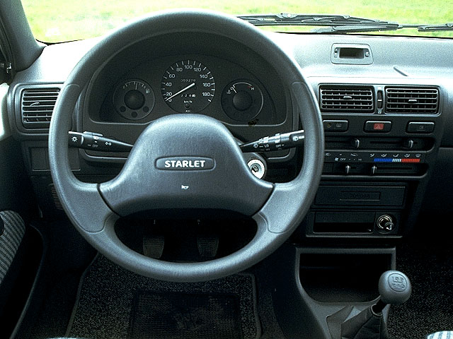 Foto van Toyota Starlet