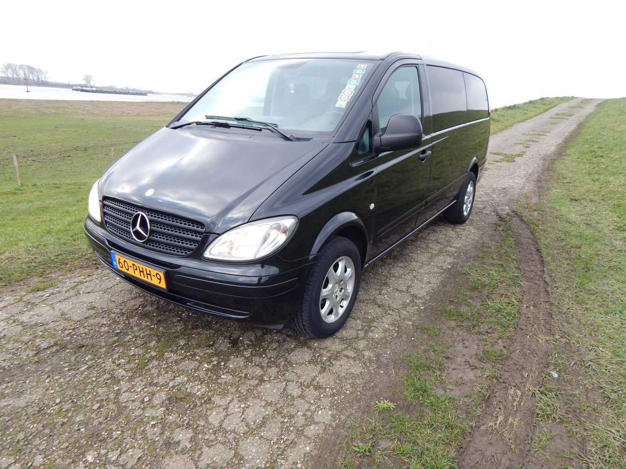 Foto van Mercedes-Benz Vito