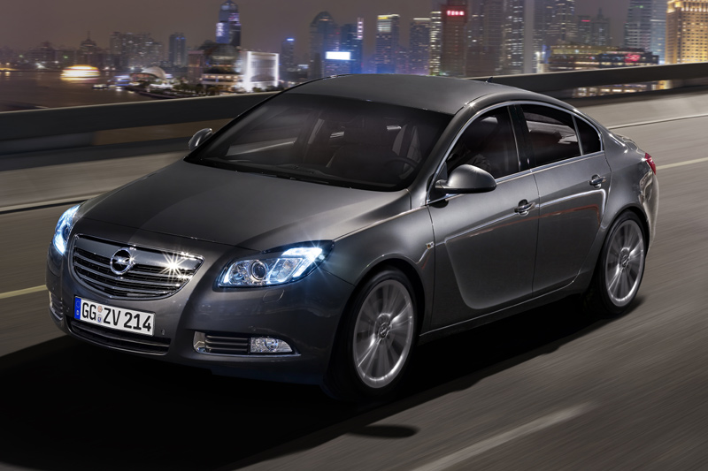 Opel Insignia 1.6 T Edition 2009 - voorkant