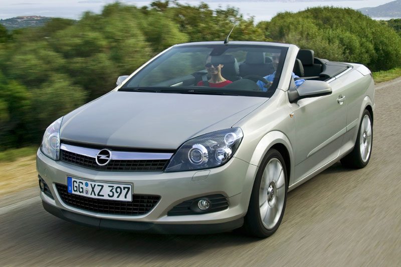 Opel Astra Twintop 1.6 Temptation 2008 - voorkant