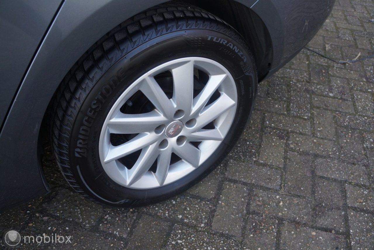 Foto van Seat Ibiza ST