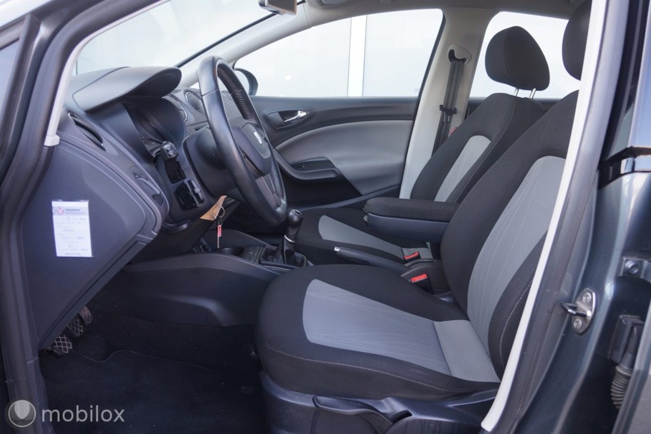 Foto van Seat Ibiza ST