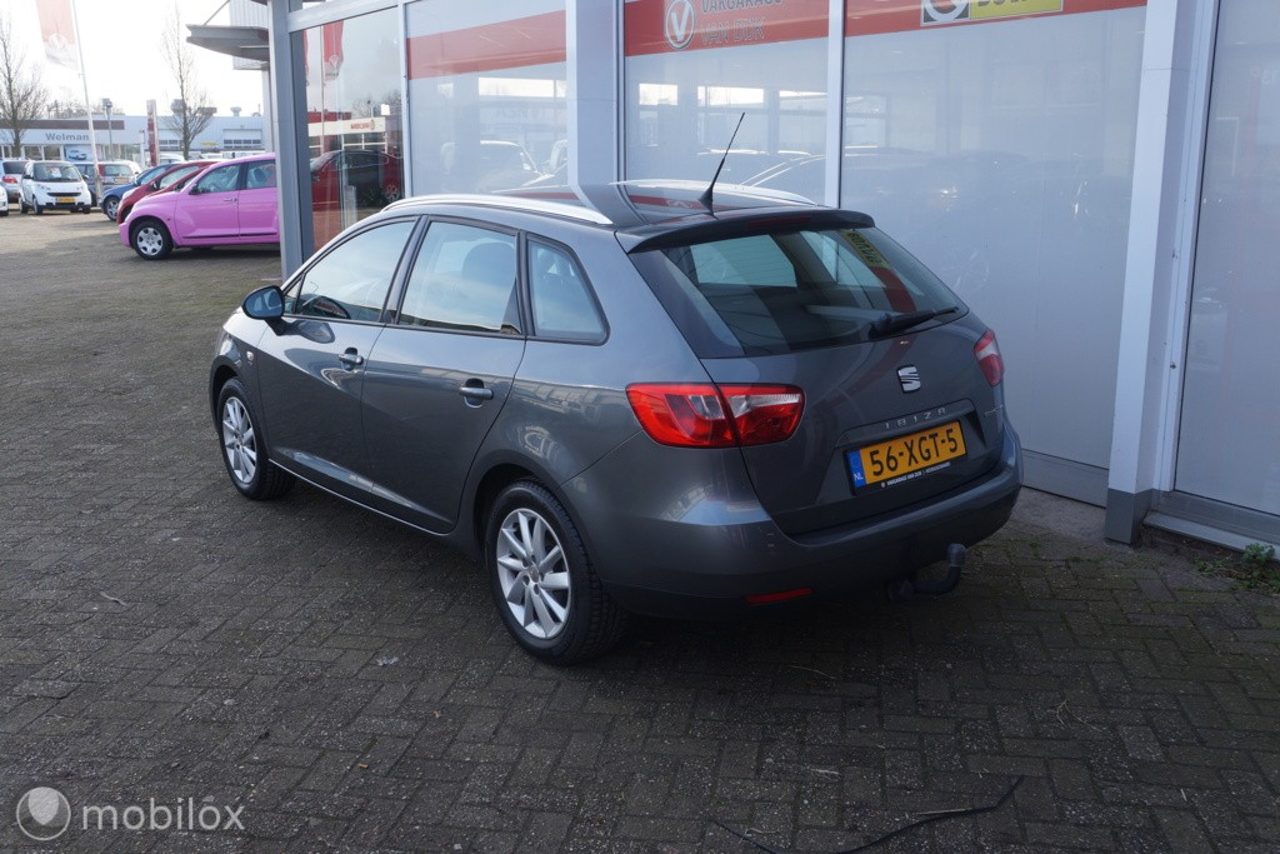 Foto van Seat Ibiza ST
