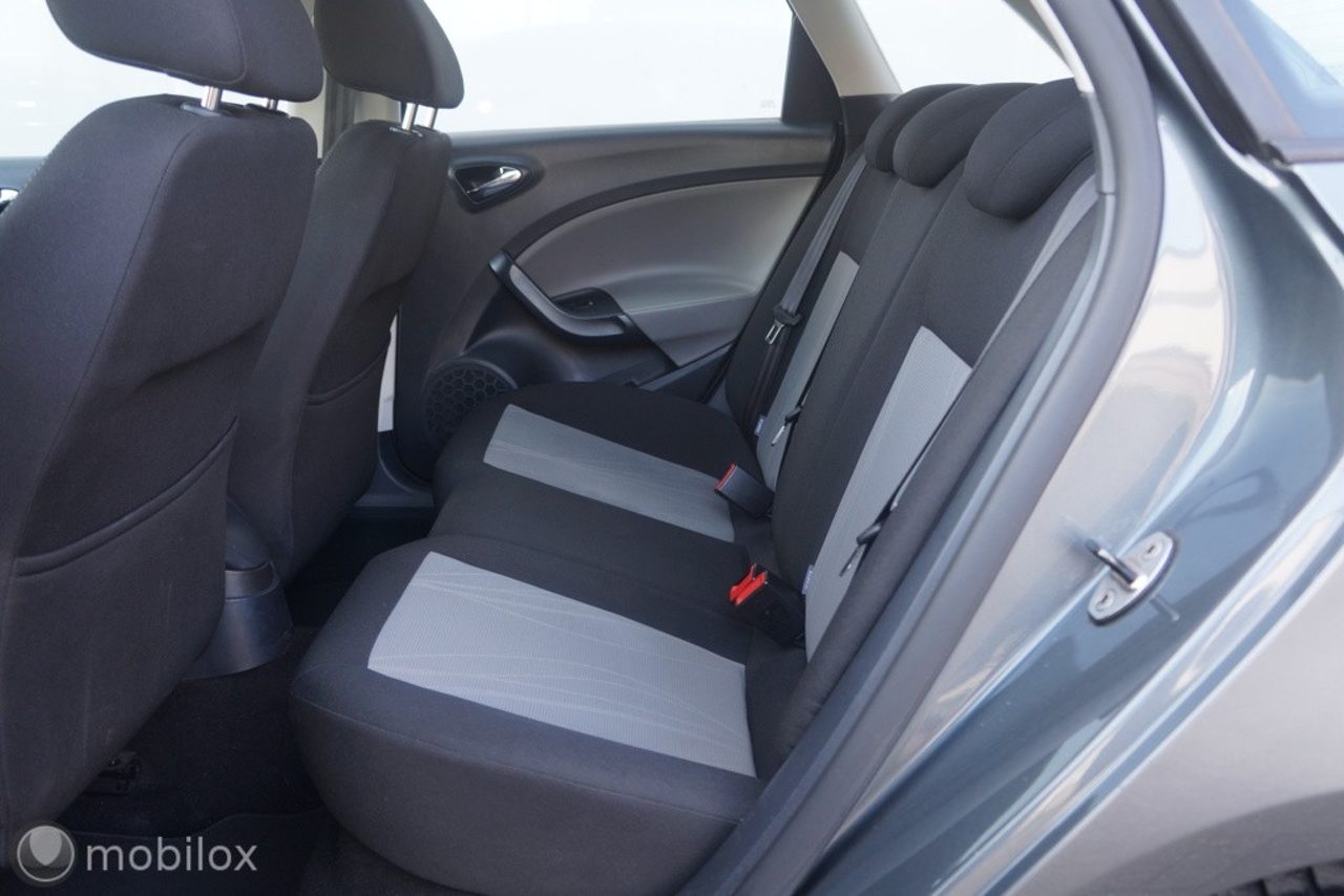 Foto van Seat Ibiza ST