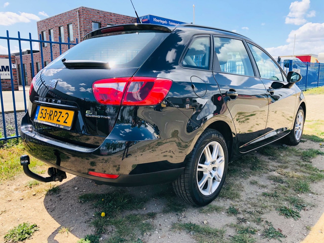 Foto van Seat Ibiza ST