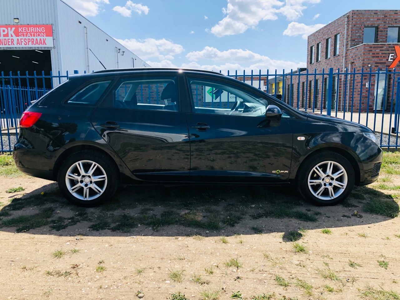 Foto van Seat Ibiza ST