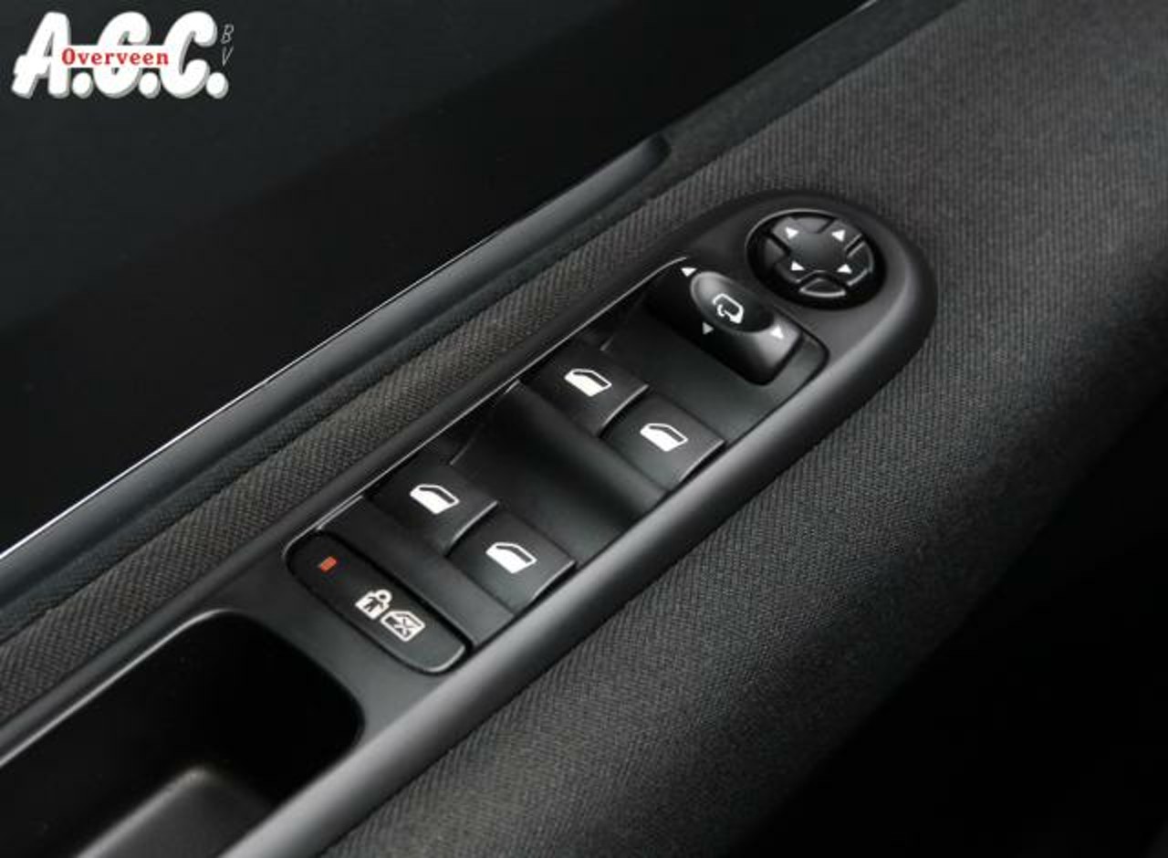 Foto van Peugeot 5008