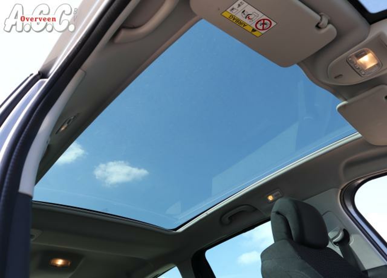 Foto van Peugeot 5008