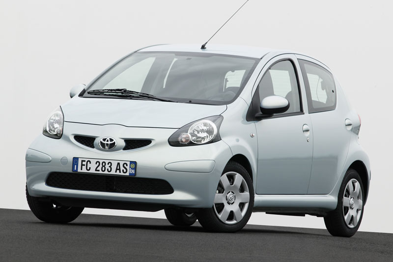 Toyota Aygo 1.0-12V Sport 2005 - voorkant