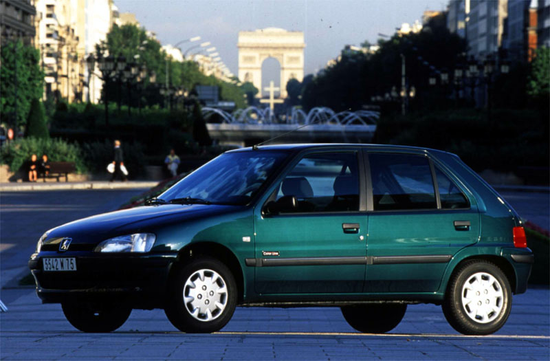 Peugeot 106 1.1 XT 2003 - voorkant