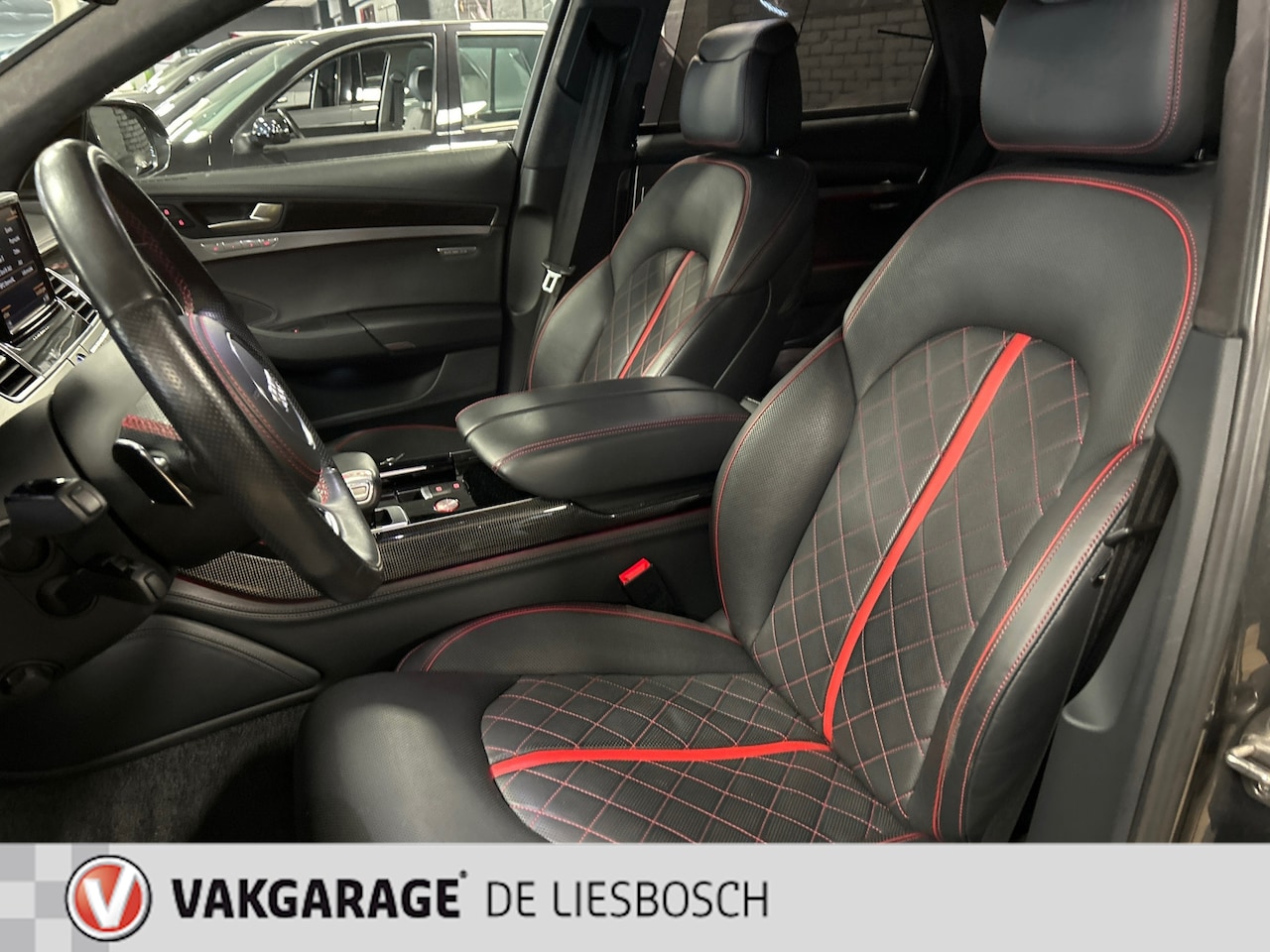 Foto van Audi A8