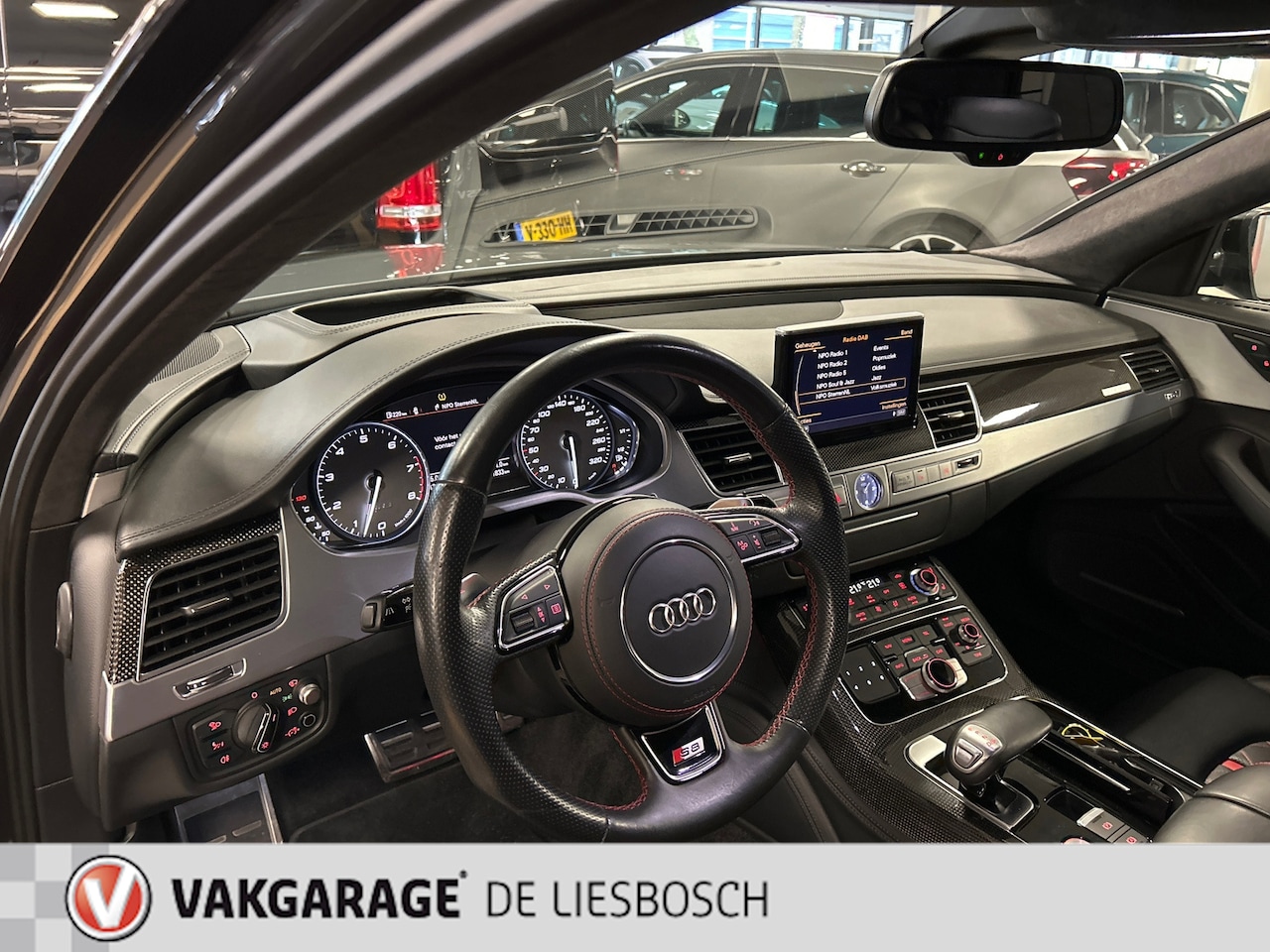 Foto van Audi A8