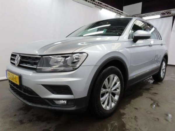Volkswagen Tiguan 2.0 TDI Comfortline 2019 - voorkant