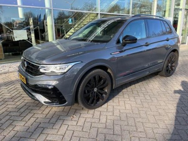 Volkswagen Tiguan 1.5 TSI Elegance 2021 - voorkant