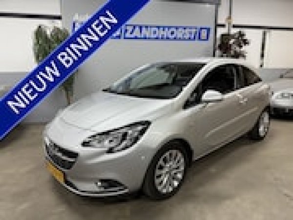Opel Corsa 1.4 Innovation 2018 - voorkant