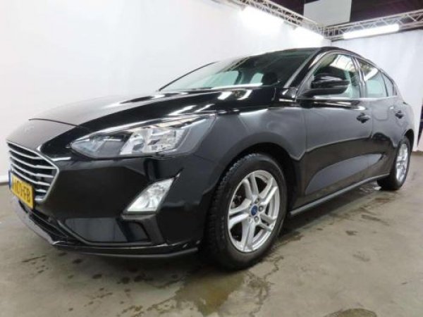 Ford Focus 1.0 EcoBoost Hybrid Trend Edition Business 2021 - voorkant