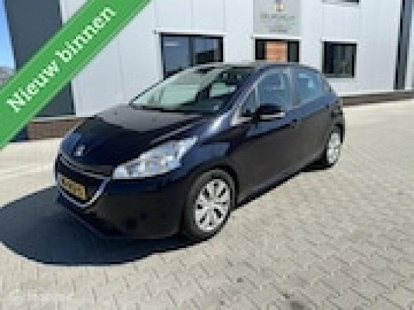 Peugeot 208 1.2 VTi Urban Soul 2014 - voorkant
