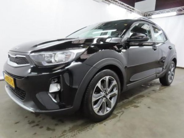 Kia Stonic 1.0 T-GDi DynamicLine 2020 - voorkant