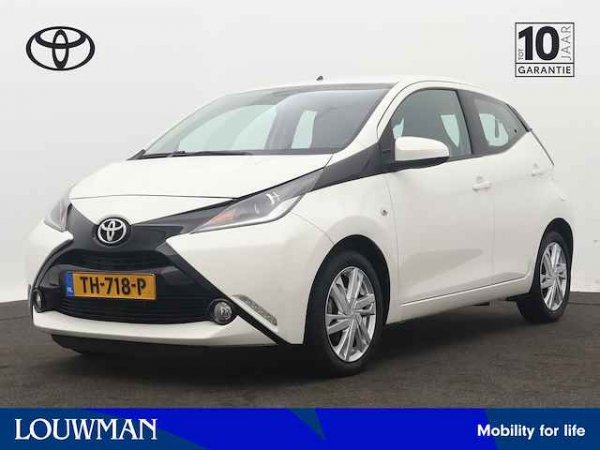 Toyota Aygo 1.0 VVT-i x-now 2017 - voorkant