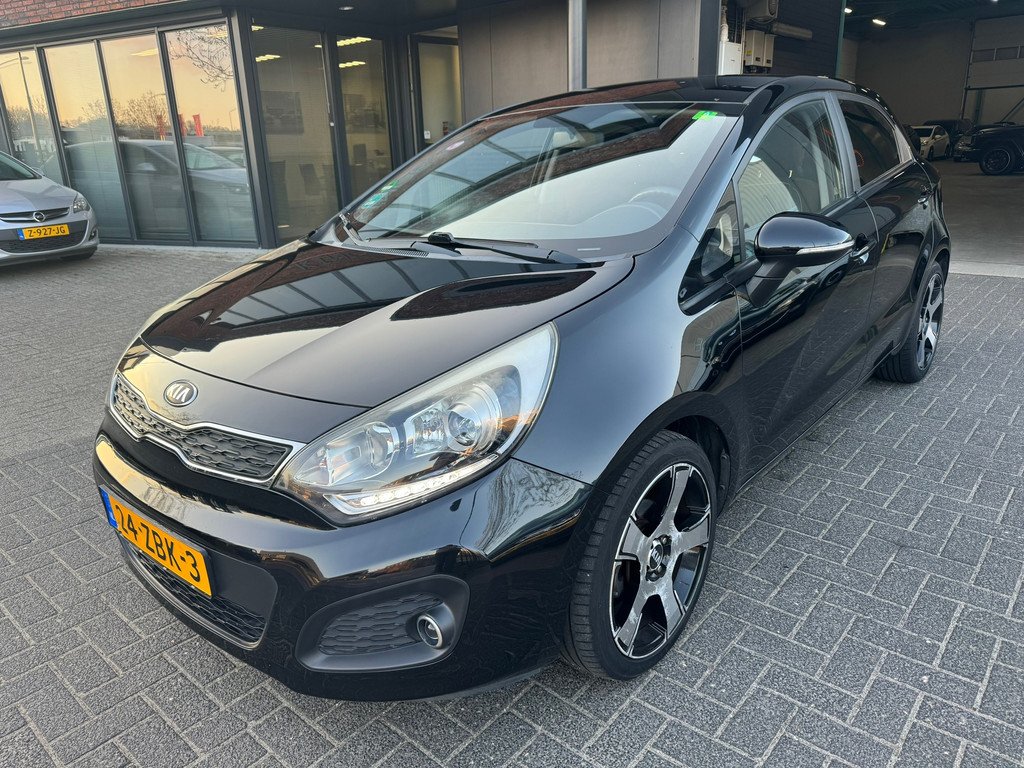 Kia Rio 1.2 CVVT Plus Pack 2012 - voorkant