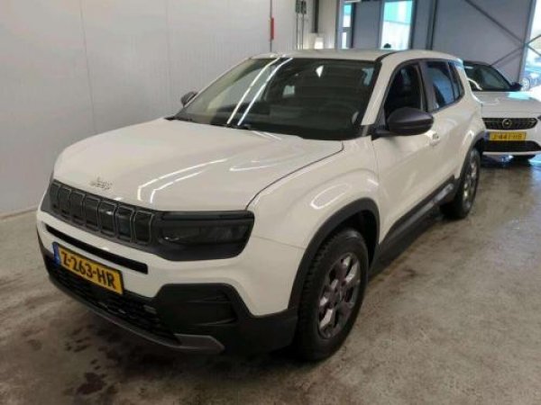 Jeep Avenger Longitude 2024 - voorkant
