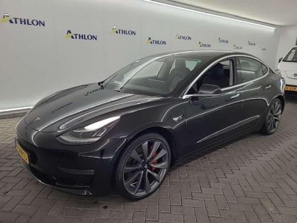 Tesla Model 3 Performance AWD 2019 - voorkant