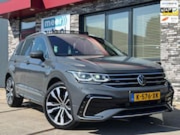 Volkswagen Tiguan 1.5 TSI R-Line Business+ 2021 - voorkant